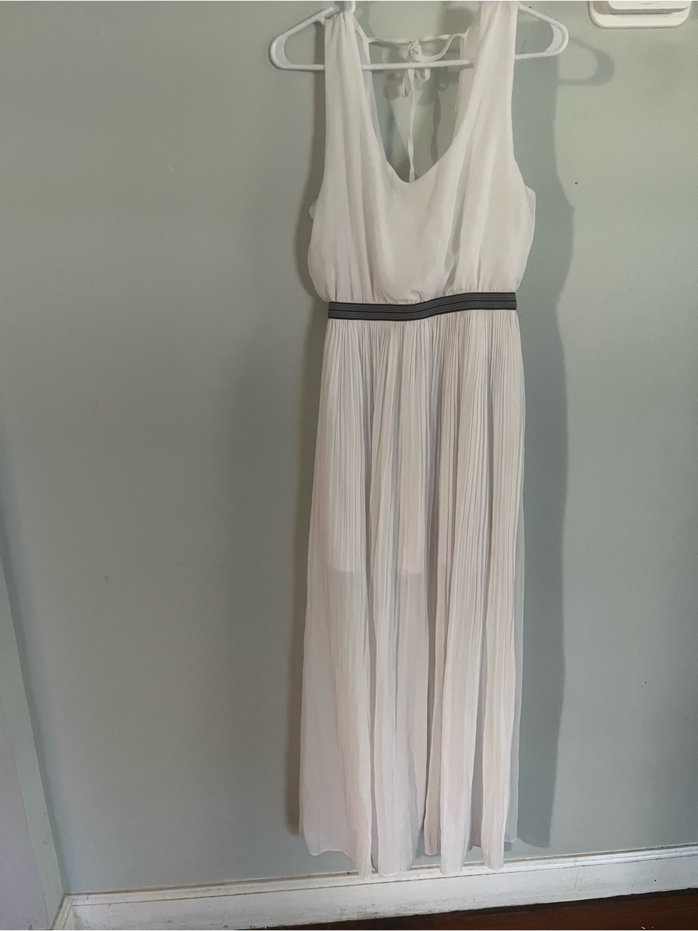 Guess White Sleeveless Pleated Maxi Dress with Black Waistband